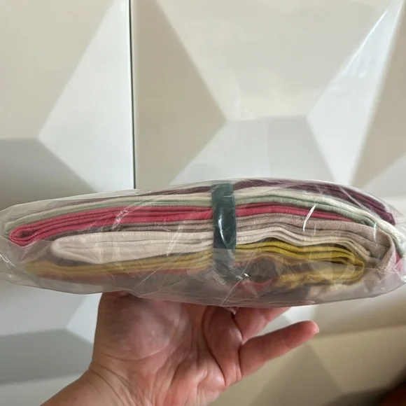 2023 Lou Rota twelve Days of Christmas napkin set of 12 - Picture 9 of 14